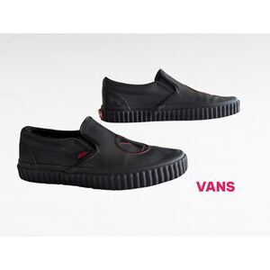 Vans X Marvel Black Widow Classic Slip On Sneakers Womens 7 Mens 5.5 Black Red